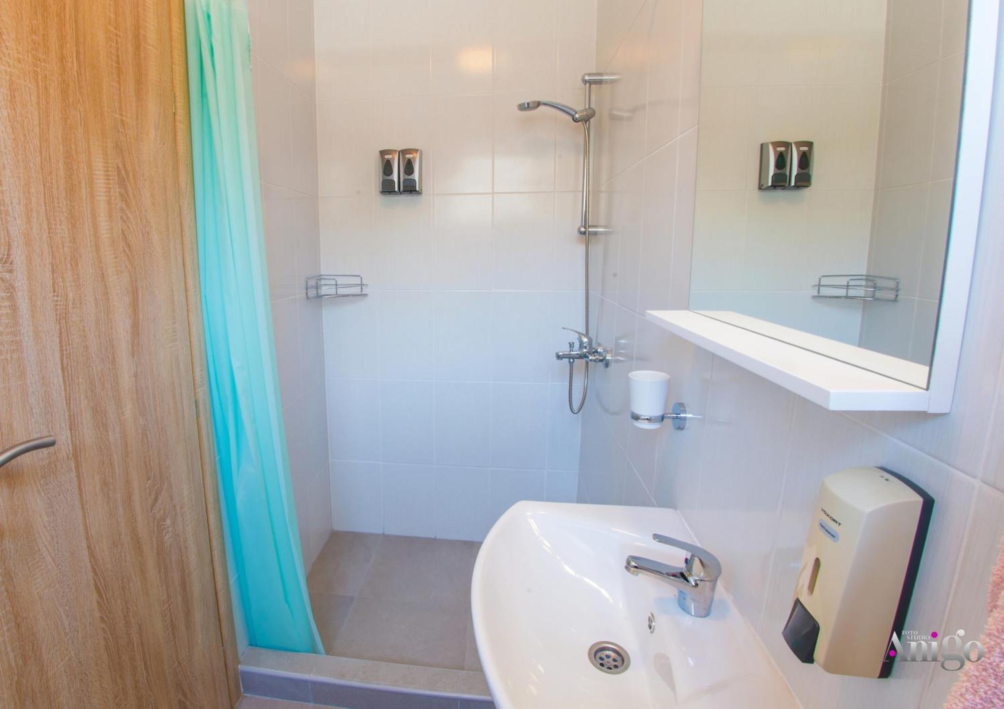 Apartments Fusion Мостар Екстериор снимка